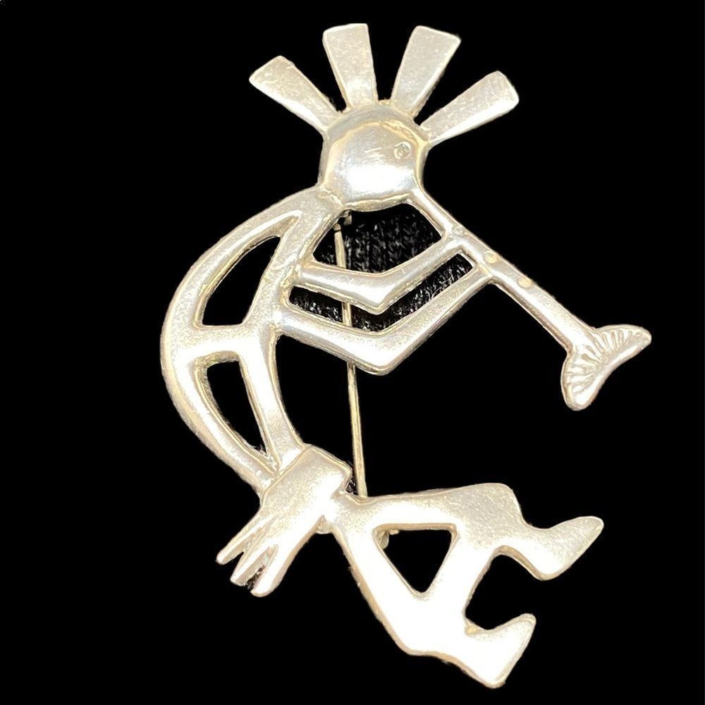 Sterling Navajo Kokopelli brooch pin signed by Glenn Sandoval